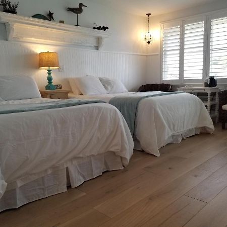 오겅키트 Auberge On The Cove 모텔 외부 사진