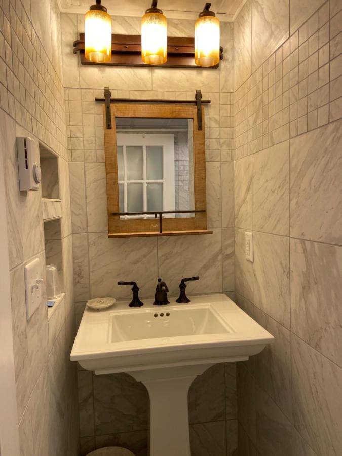오겅키트 Auberge On The Cove 모텔 외부 사진