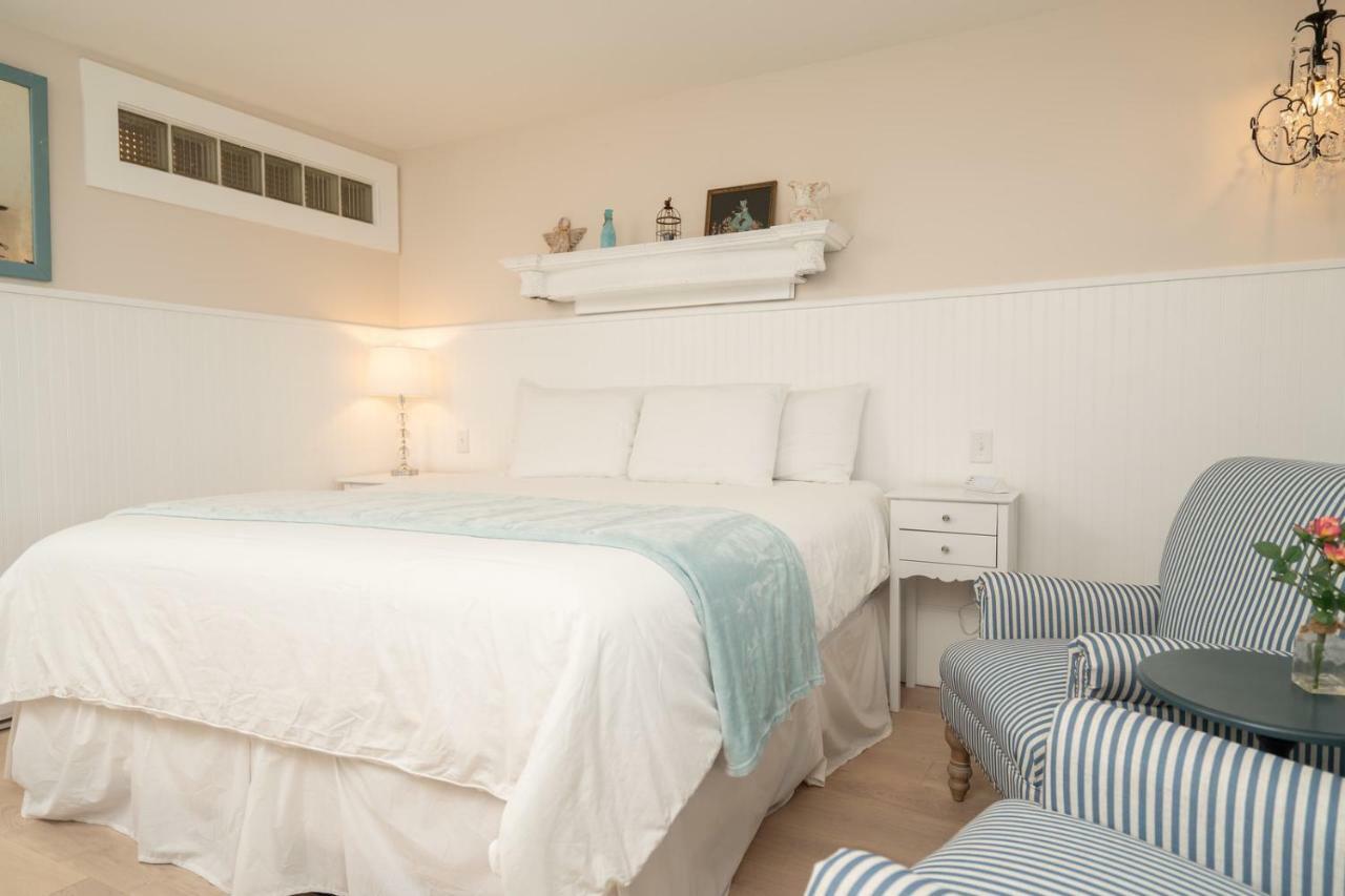 오겅키트 Auberge On The Cove 모텔 외부 사진