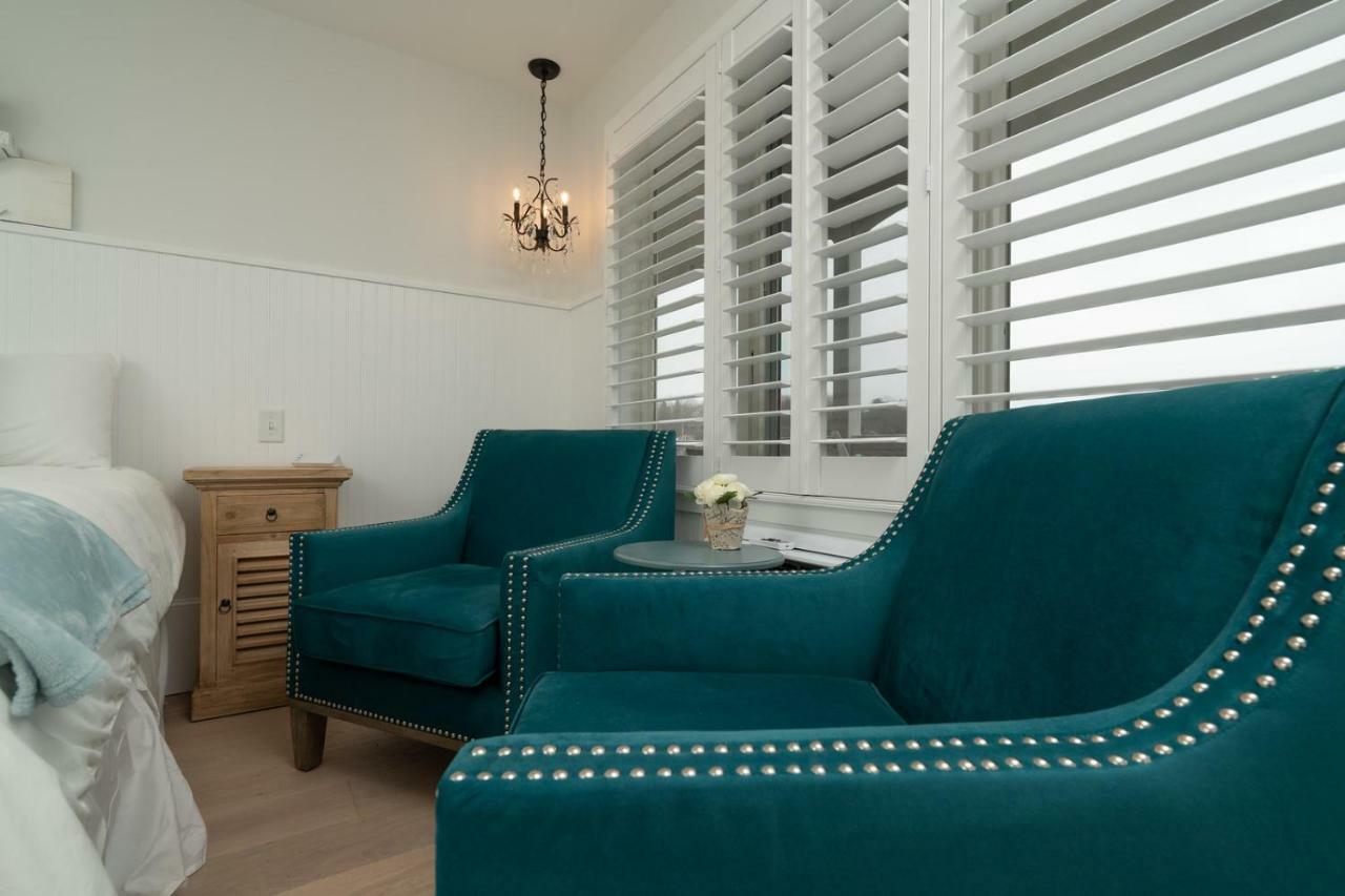 오겅키트 Auberge On The Cove 모텔 외부 사진