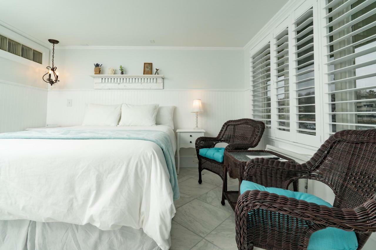 오겅키트 Auberge On The Cove 모텔 외부 사진